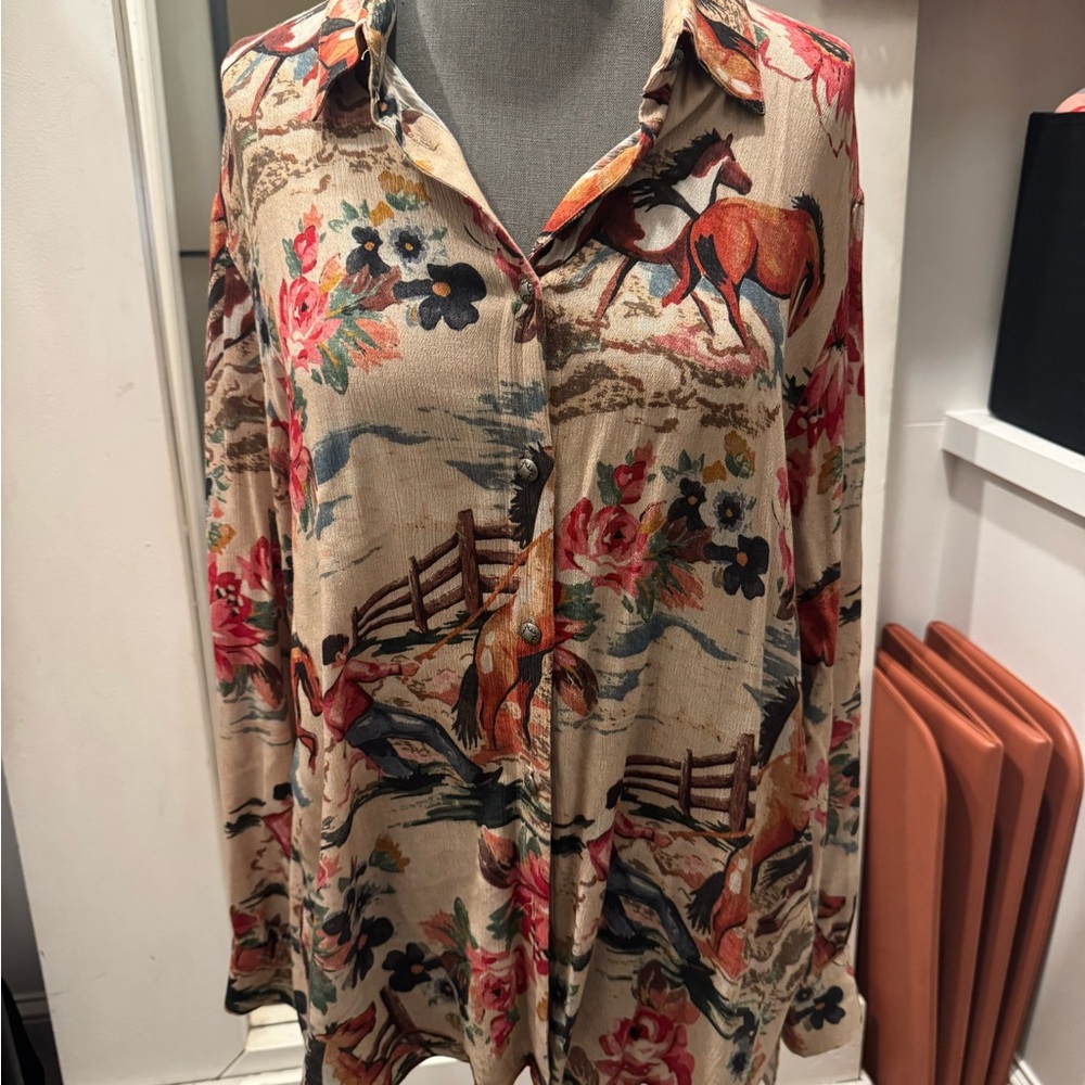 Floral Horse Print Button-Up Blouse double D ranch size medium